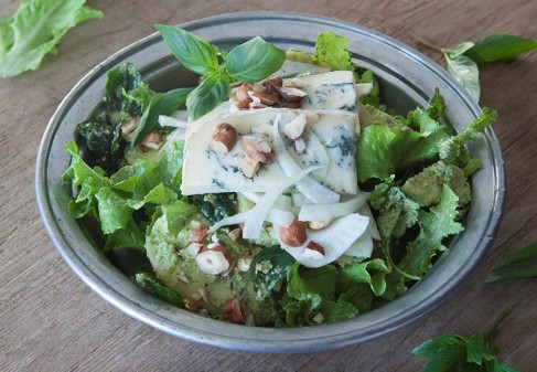 Potatissallad med Körvelpesto